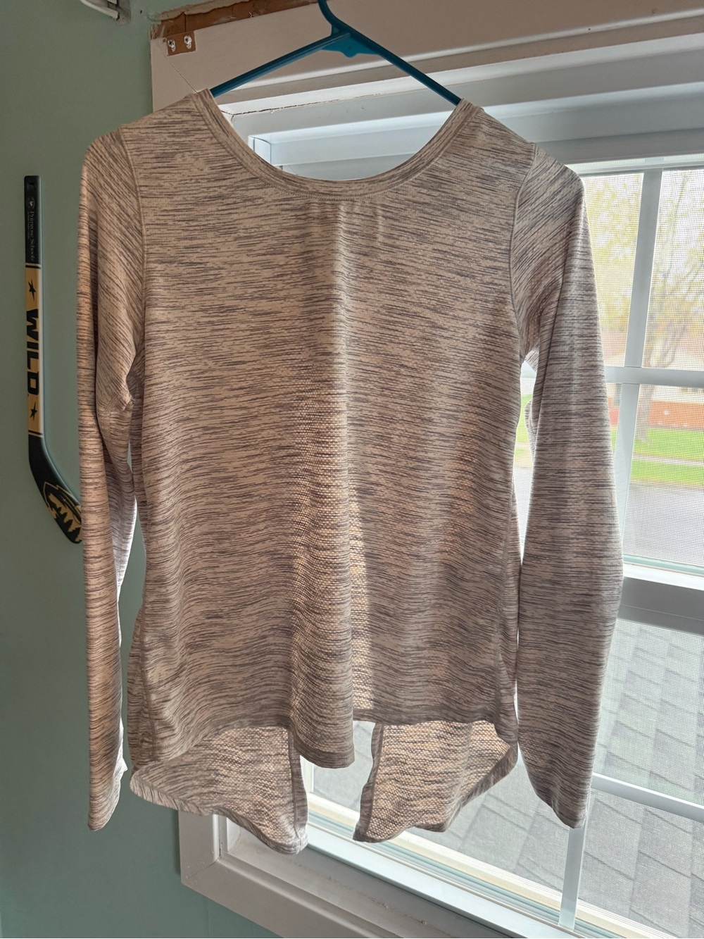 Women's Light Gray Long sleeve open back  active top